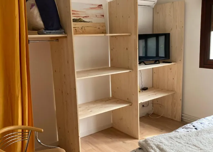 2 Dans Avec Et Piscine