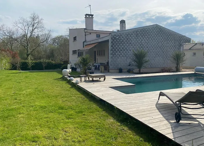 2 Dans Avec Et Piscine Bed & Breakfast Idron